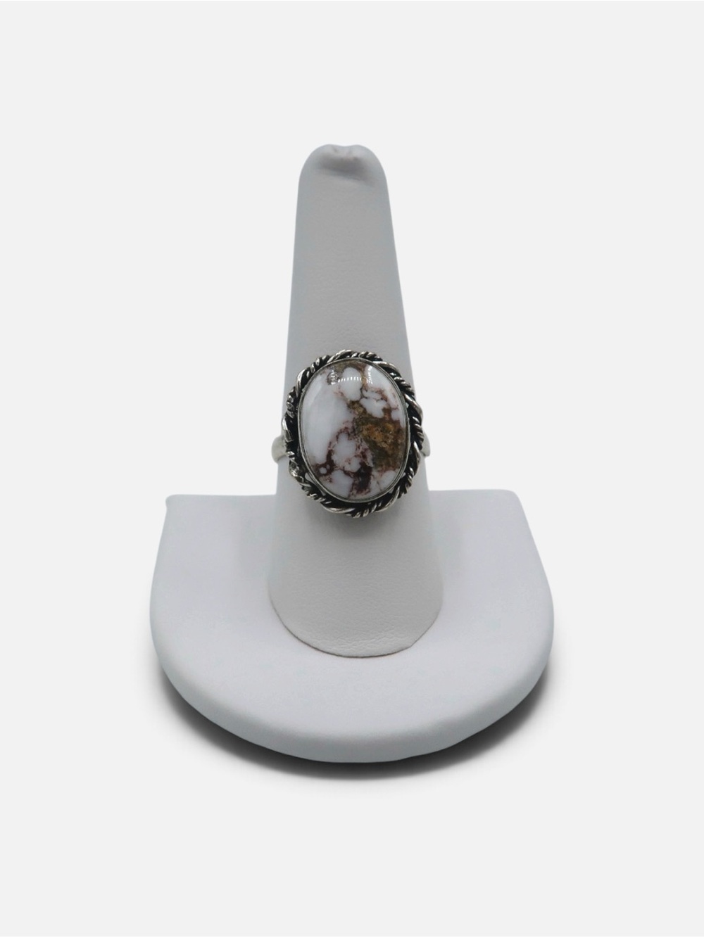 VINTAGE WHITE BUFFALO RING